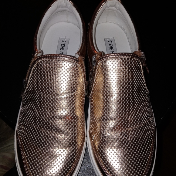 Steve Madden Sneakers 9.5 b - Picture 1 of 4
